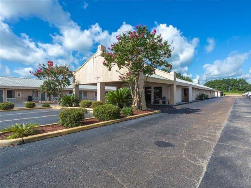 Rodeway Inn & Suites Brookhaven Exterior foto