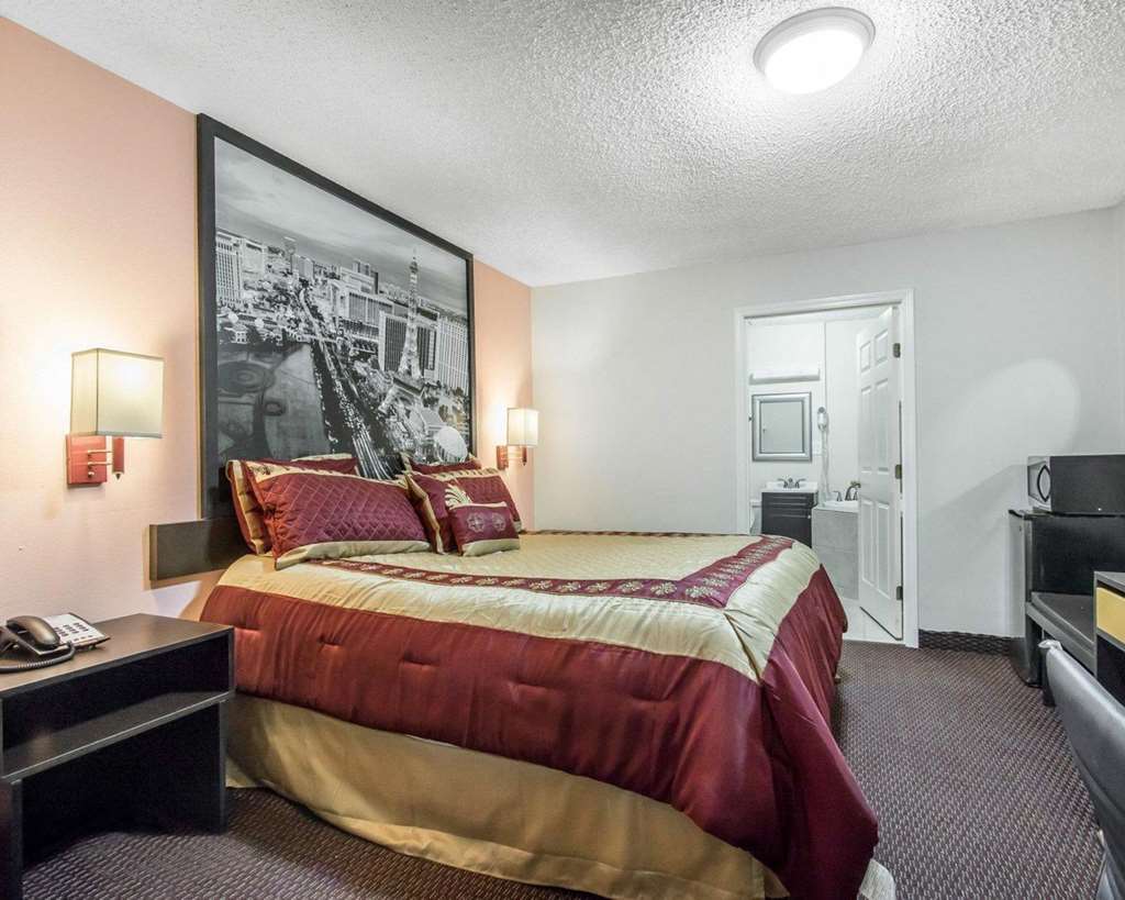 Rodeway Inn & Suites Brookhaven Zimmer foto